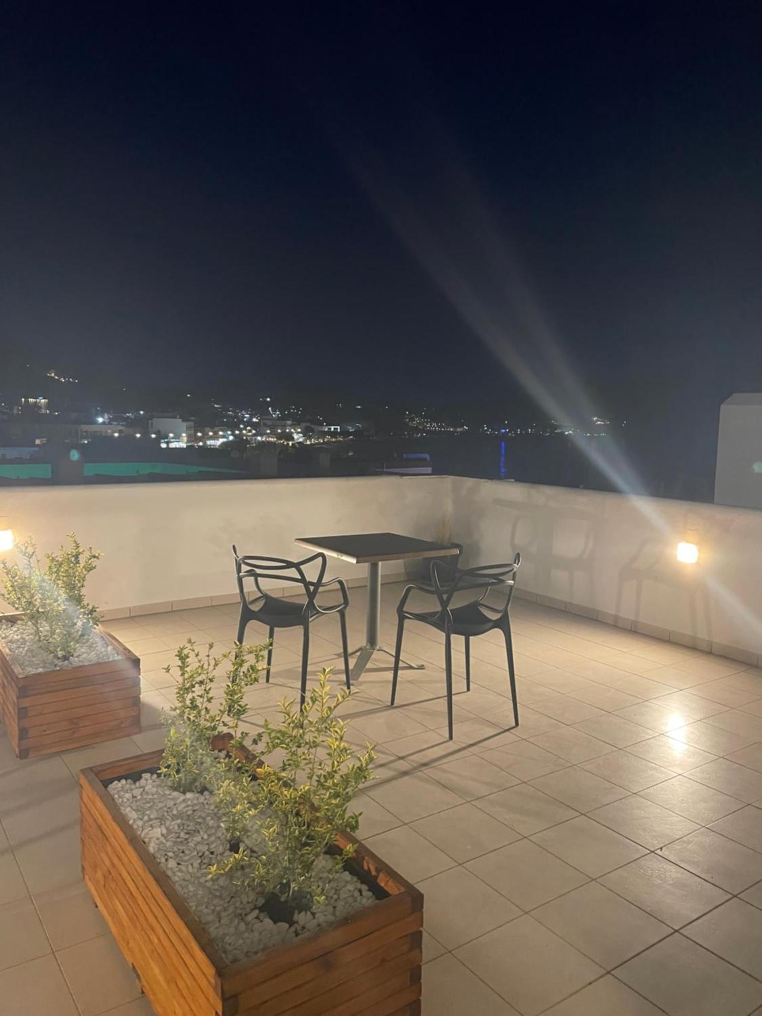 Helios Apartments بلاكاس المظهر الخارجي الصورة