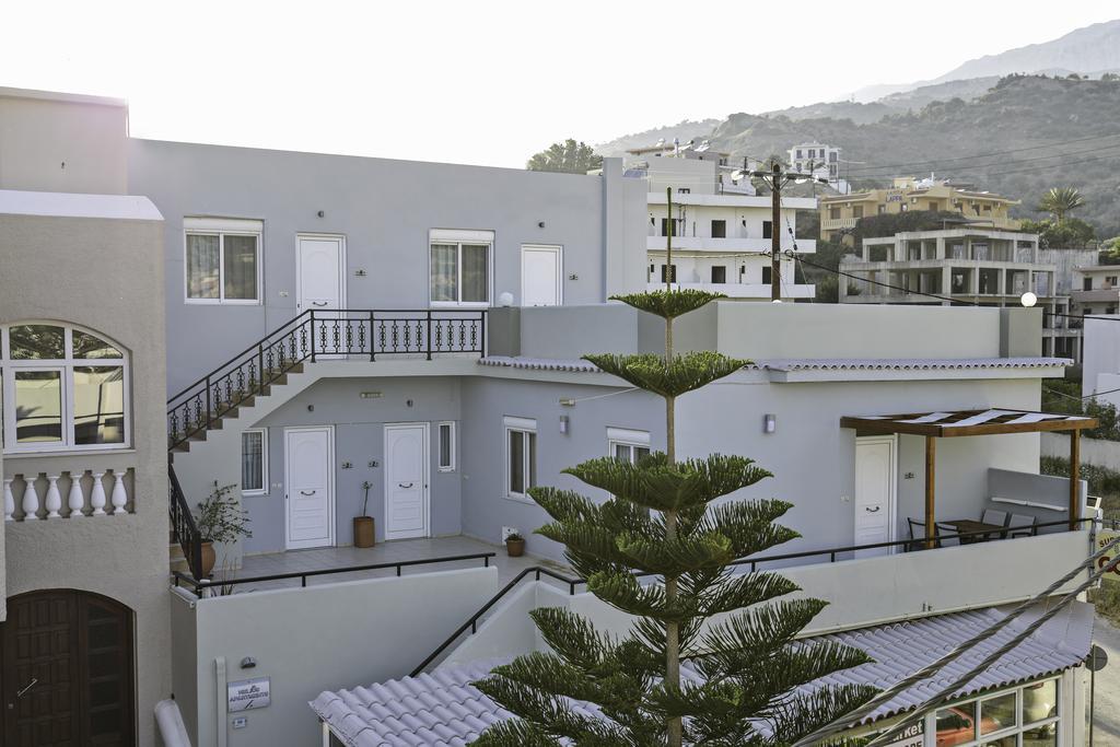Helios Apartments بلاكاس المظهر الخارجي الصورة