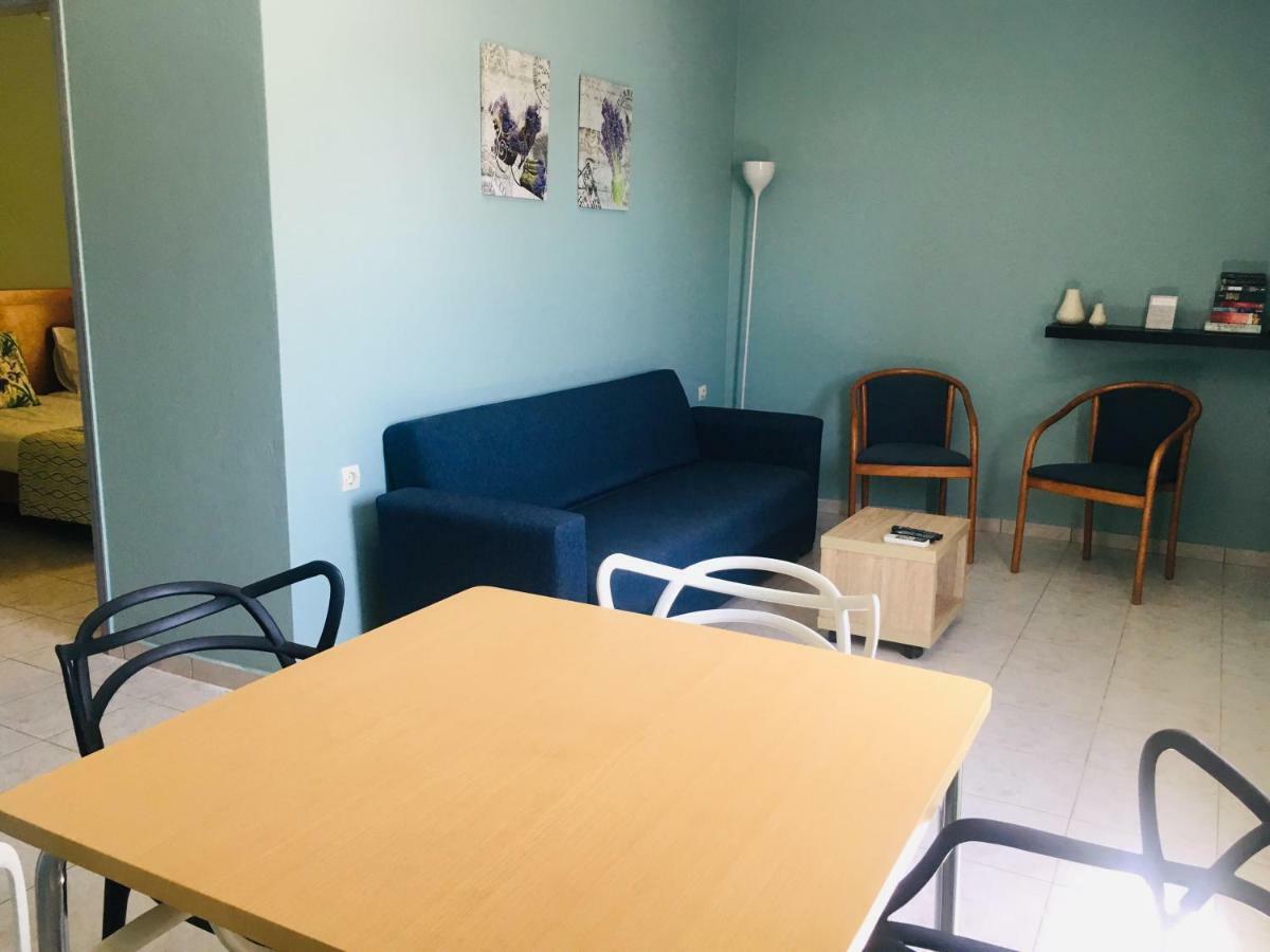 Helios Apartments بلاكاس المظهر الخارجي الصورة